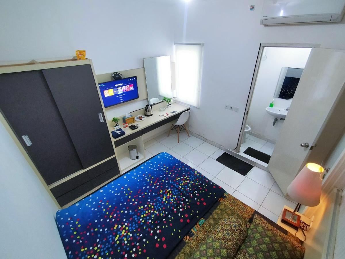 Aero Room Tangerang Exterior photo